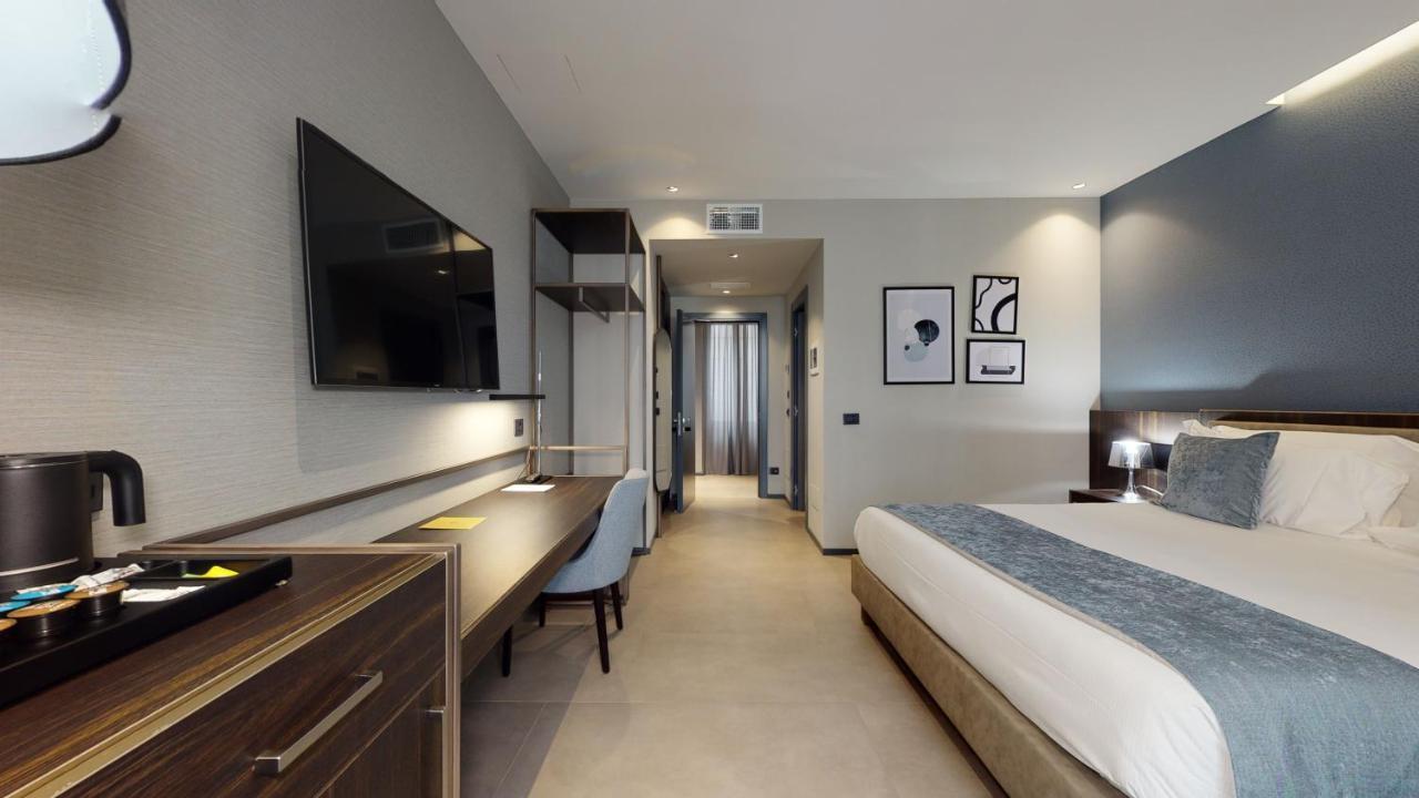 Altido Galleria 4*